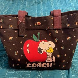 Coach Snoopy canvas tote